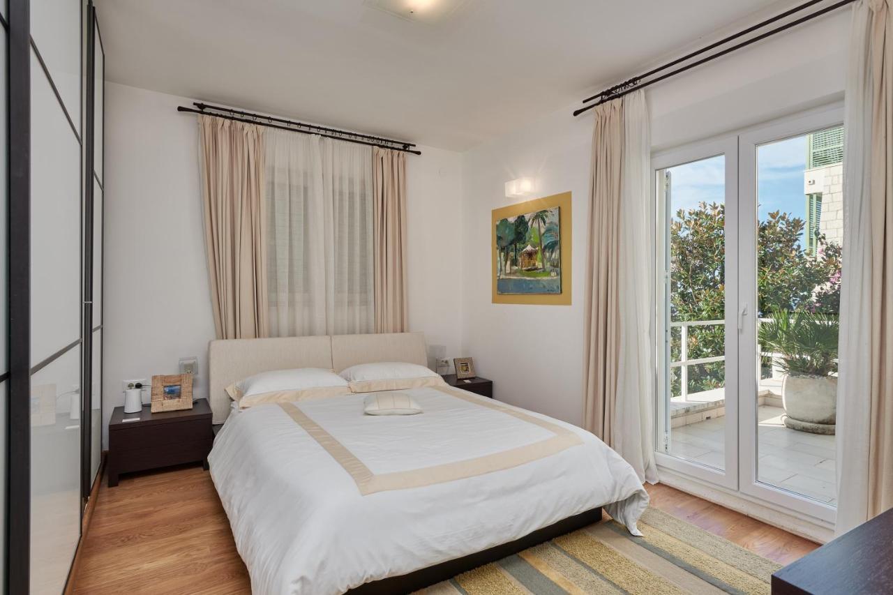 Lapad Villa *